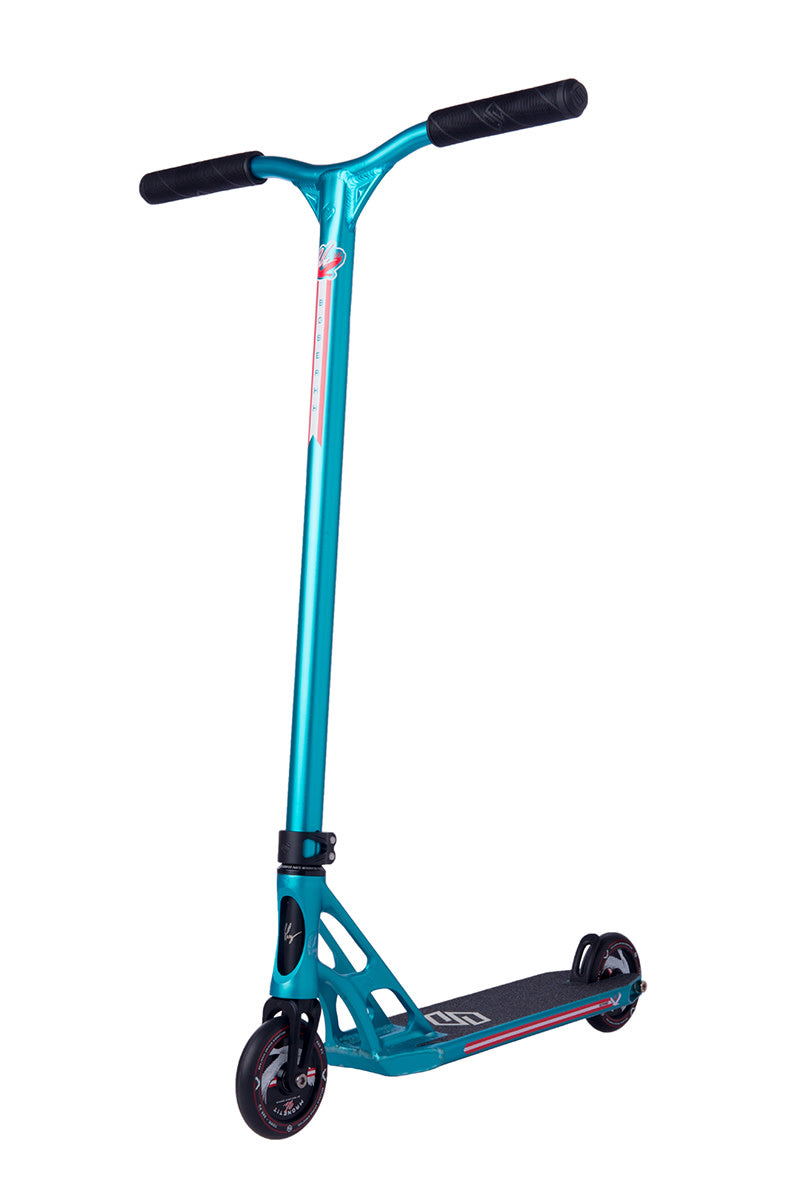 Striker BGSeakk Magnetit Stunt Scooter - Teal