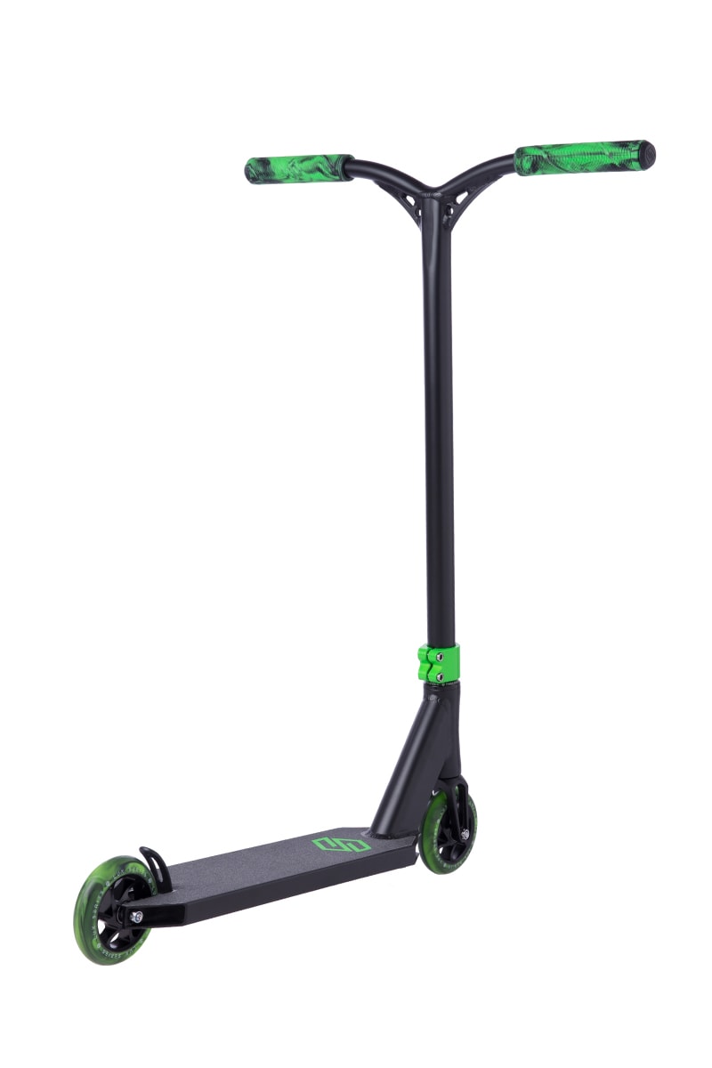 Striker Lux Painted Stunt Scooter - Black/Lime