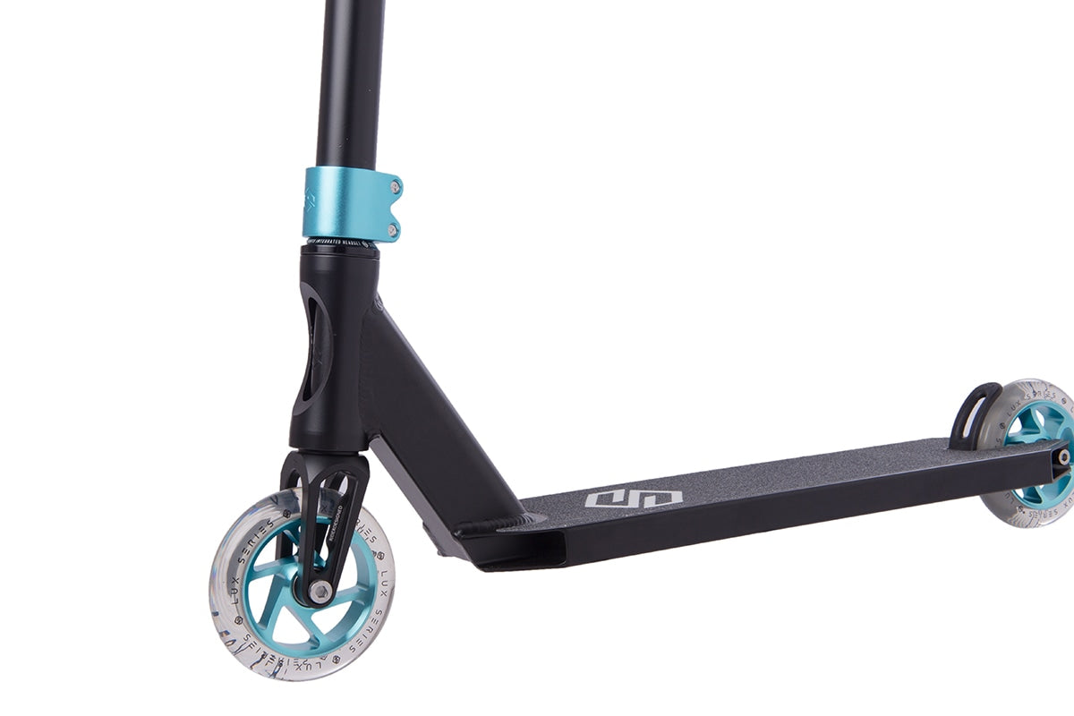 Striker Lux Stunt Scooter - Clear/Teal