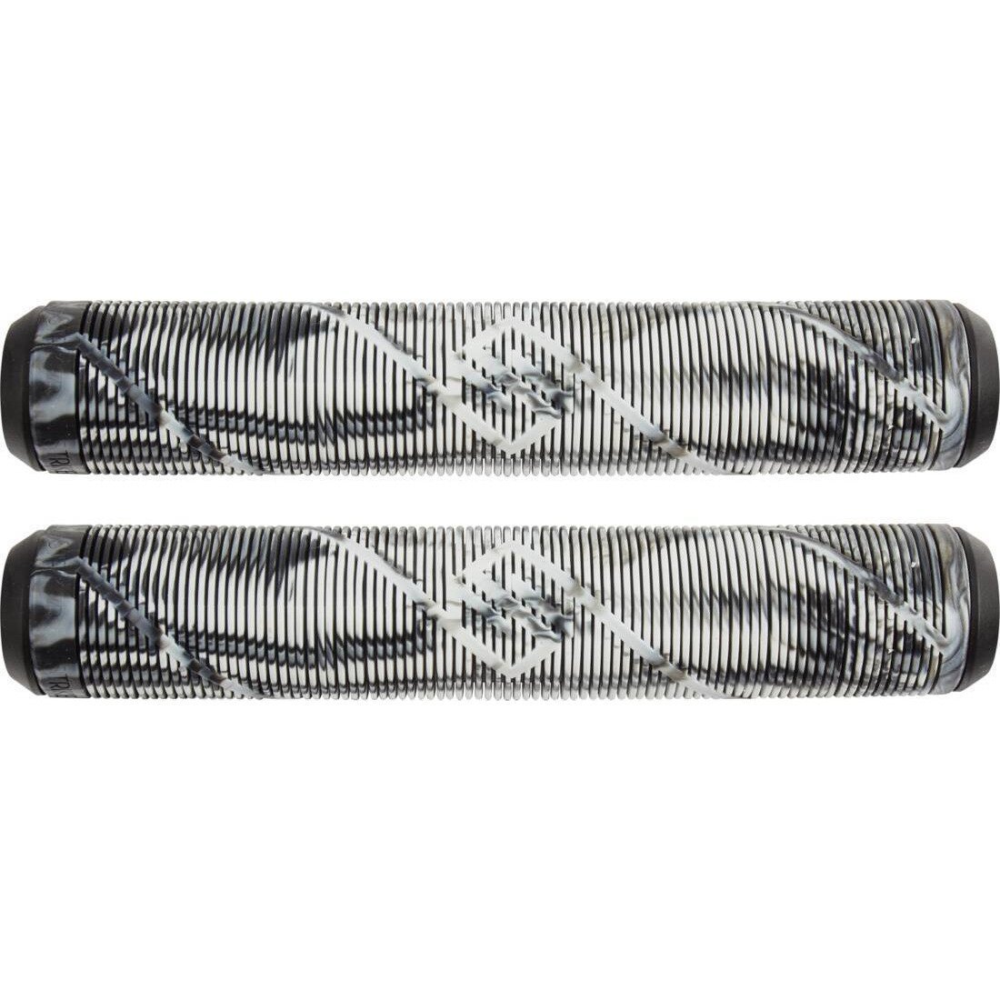 Striker Logo Grips Thick - Black/White