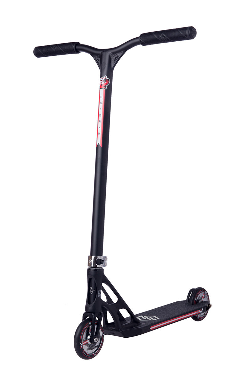 Striker BGSeakk Magnetit Stunt Scooter - Black/Chrome