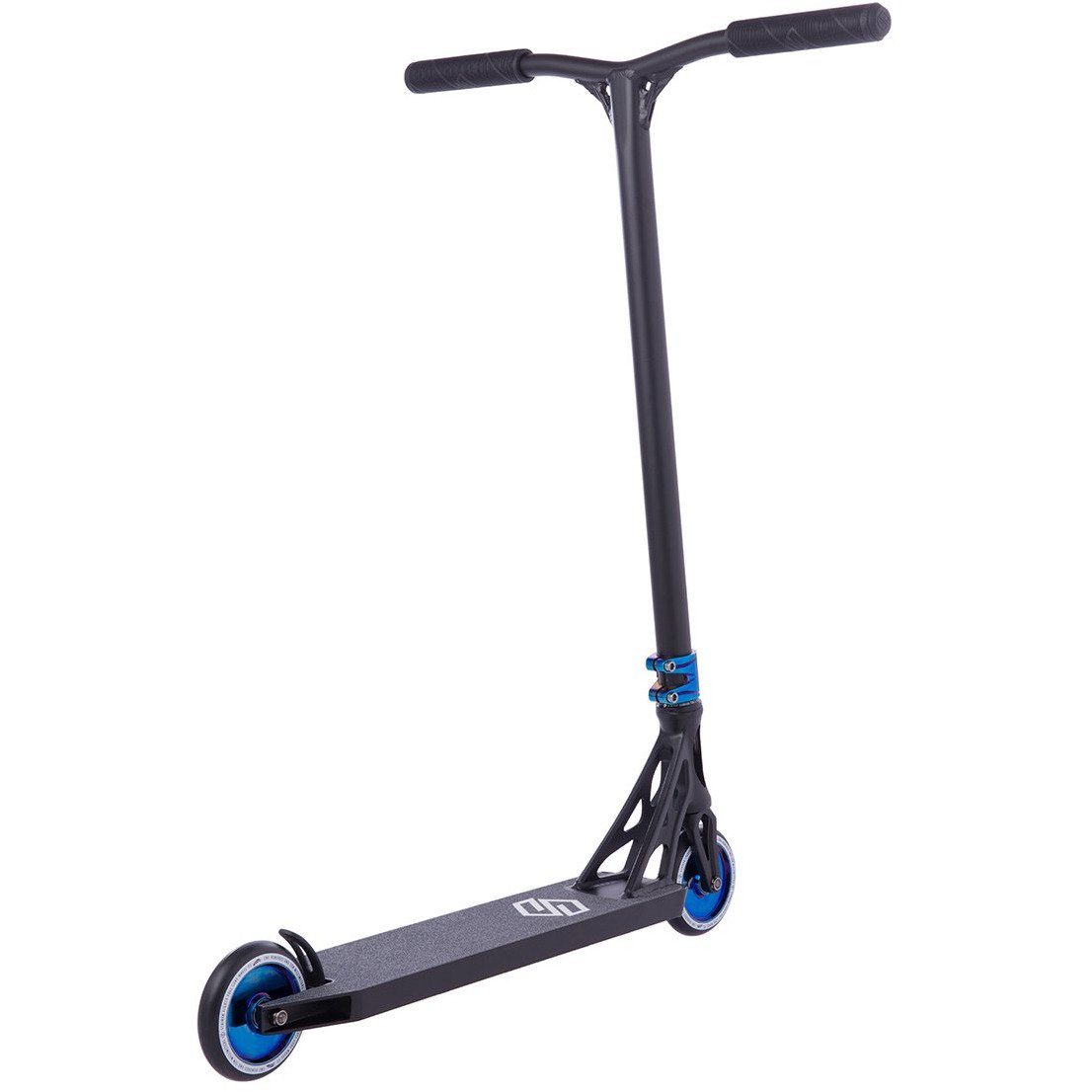 Striker Essence Stunt Scooter - Black/Blue Chrome