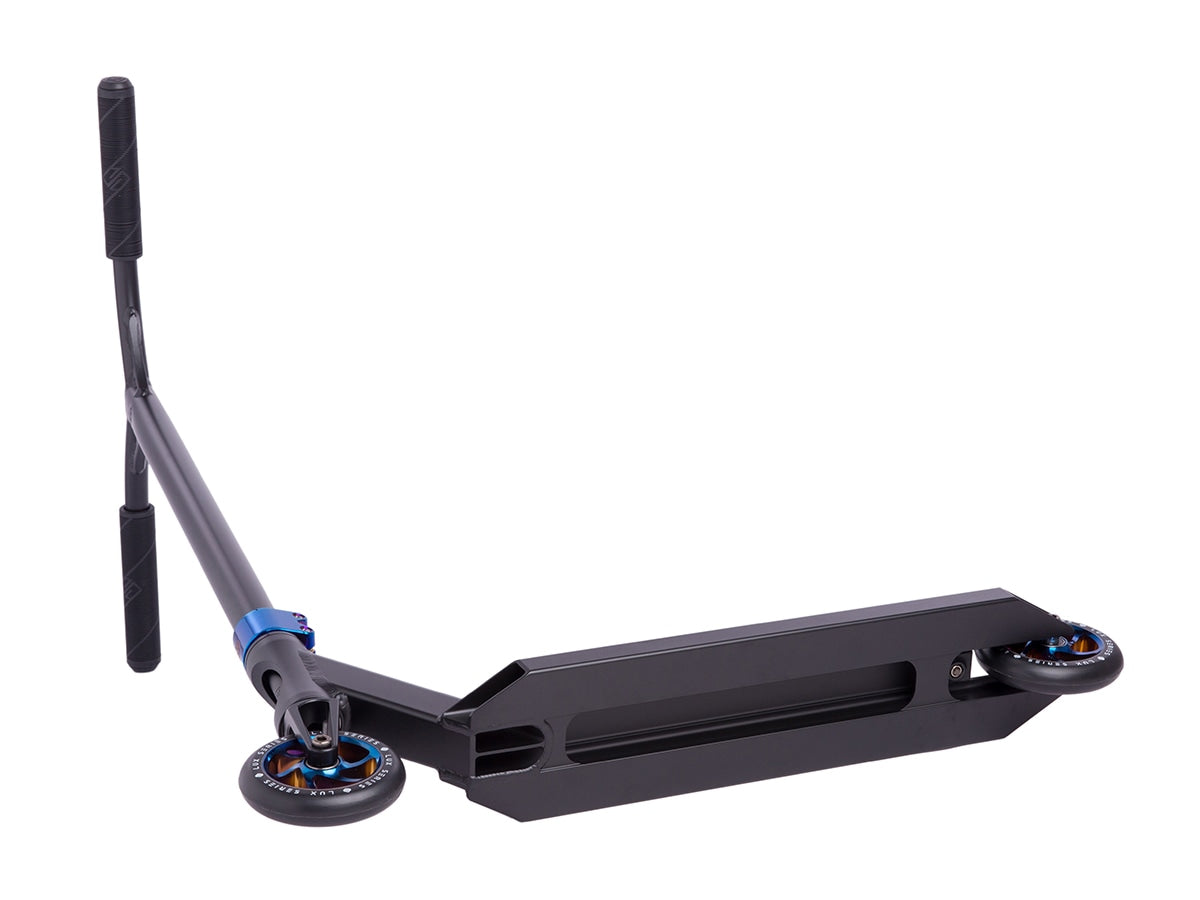 Striker Lux Stunt Scooter - Black/Blue Chrome